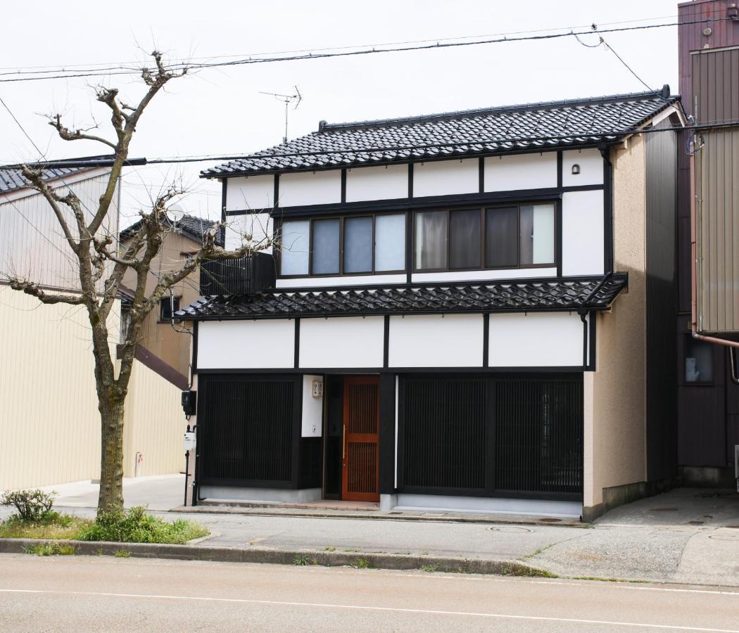 Villa Higashiyama Tomarigi Kanazawa Exterior foto