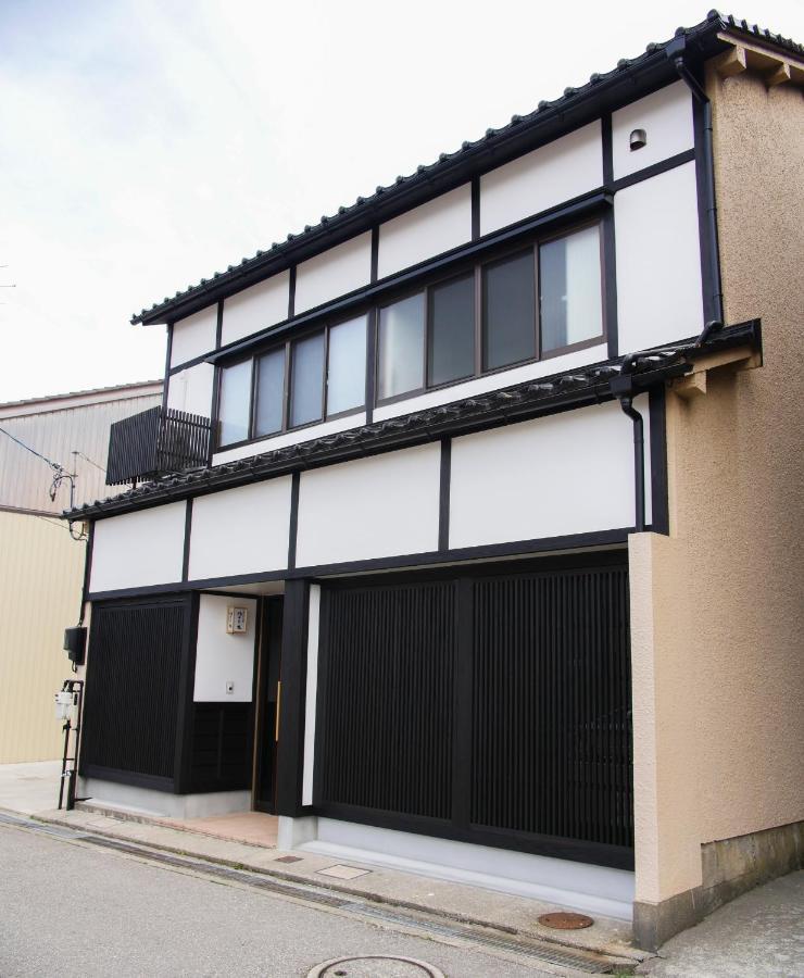 Villa Higashiyama Tomarigi Kanazawa Exterior foto